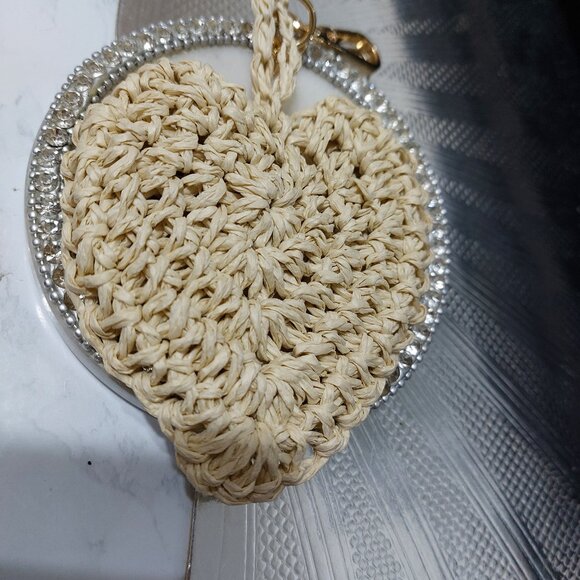 Heart Shaped Mini Clip On Mini Handbag Charm Accessory Clip On Mini Bag Pouch - Picture 4 of 5
